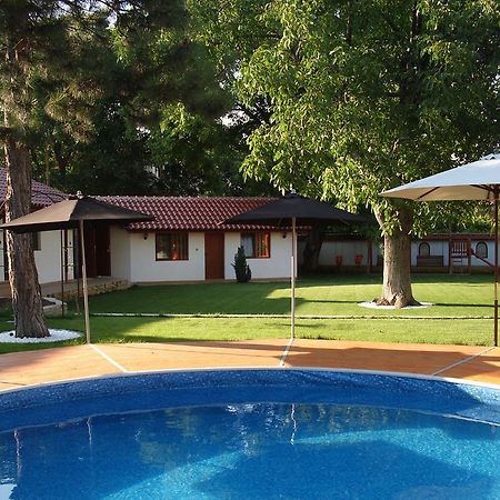 Bolyarski Stan Guest House Weliki Preslaw Exterior foto