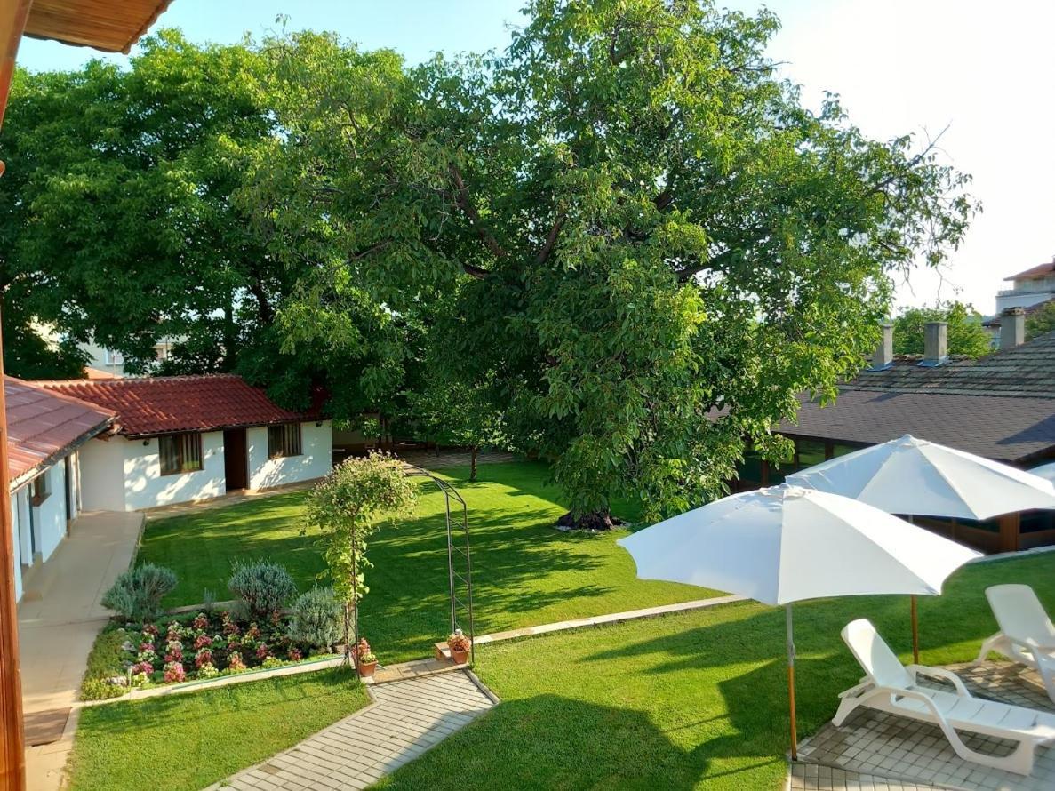 Bolyarski Stan Guest House Weliki Preslaw Exterior foto