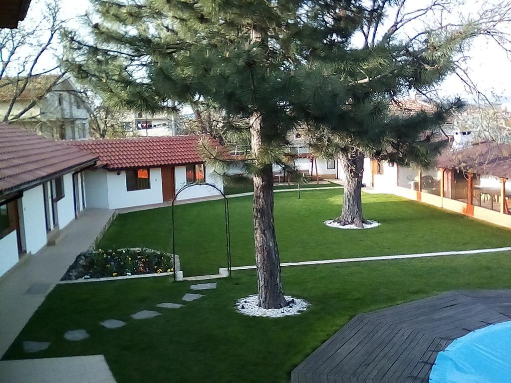 Bolyarski Stan Guest House Weliki Preslaw Exterior foto